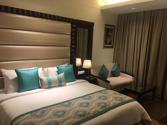 Deventure Sarovar Portico Kapashera, New Delhi Eksteriør bilde